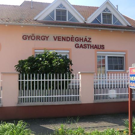 Hotel Gyorgy Vendeghaz Hegyeshalom Exterior foto