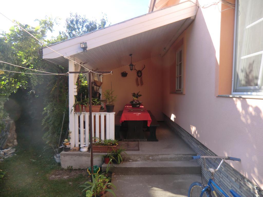Hotel Gyorgy Vendeghaz Hegyeshalom Exterior foto