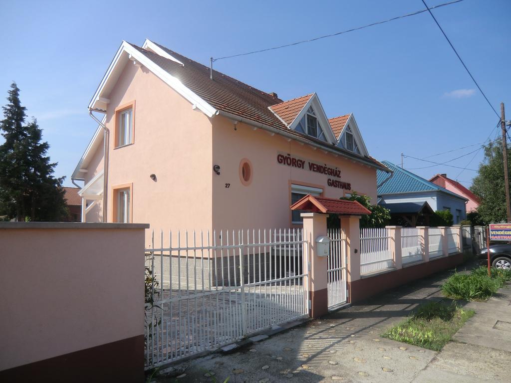 Hotel Gyorgy Vendeghaz Hegyeshalom Exterior foto