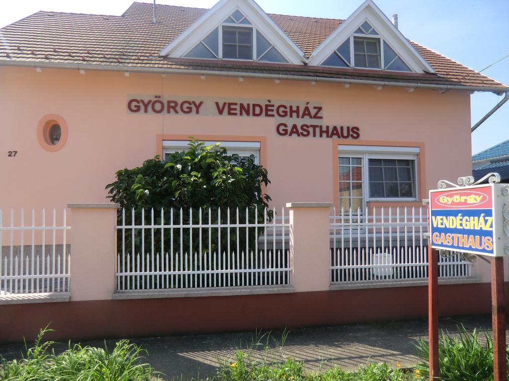 Hotel Gyorgy Vendeghaz Hegyeshalom Exterior foto